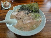 「塩ラーメン450円（太麺）　ミニネギチャーシュー丼　380円」@ラーメンショップ 牛久結束店の写真