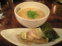 「濃厚鶏らーめん「KOTTERI」」@二丁目 つけめん GACHIの写真