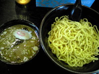 「濃厚魚だし系つけ麺（大）￥750」@ハッスルラーメンホンマ 浅草店の写真