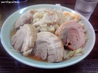 「小豚ニンニクアブラ(800円)」@ラーメンかじろうの写真