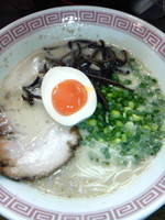 「濃厚博多とんこつ」@大衆食堂 海十の写真