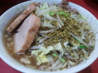 「小ラーメン+ふるふりカレー」@ラーメン二郎 上野毛店の写真