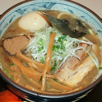 「濃厚中華そば（大盛 750円）＋味玉（70円）」@つけそば 九六の写真