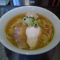 「煮干らーめん（チャーシュー2種）＋大盛＋クーポン味玉」@麺創研かなで 改の写真