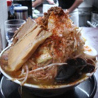 「アカ・カレー（カレーらーめん）」@匠神角ふじ 柏店の写真