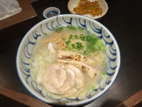 「鶏そば+ねぎ味噌ごはん(680円+200円)」@自家製麺 鶏そば 三歩一の写真