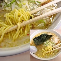 「とんしお（背脂入り）　650円」@らーめん五丈原 本店の写真