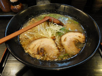 「塩らーめん」@支那そばや 一光 甲子園本店の写真