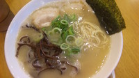 「ラーメン＋替え玉（６８０円+120円）」@博多長浜ラーメン フクフクの写真