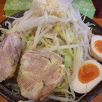 「味玉ラーメン」@ラーメン梅 梅島店の写真