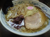 「ラーメン(大)+辛み」@大勝軒 十五夜 新宿御苑店の写真