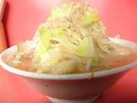 「ラーメン＋ニンニク・アブラ　「650円＋無料」」@ラーメン二郎 大宮店の写真