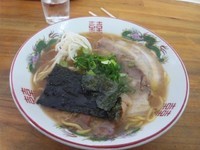 「ラーメン（６００円）」@紫川ラーメンの写真