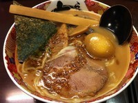 「七志味玉ラーメン」@七志 とんこつ編 向ヶ丘遊園店の写真