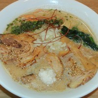 「あずきの白い味噌らーめん（680円）チャーシュー（100円）」@麺処 あずきの写真