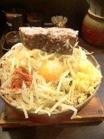 「まぜ郎400g＋野菜増し」@麺彩 ぎんやの写真