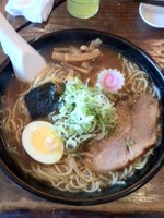 「ラーメン（大盛り）」@麺屋 山岸の写真