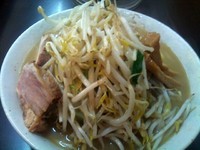 「味噌ラーメン７５０円（野菜大盛り、にんにく無料）」@味噌麺処 花道庵の写真