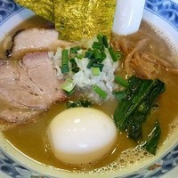 「煮干豚骨特製ラーメン」@麺処 夏海の写真