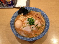 「特製醤油煮干しそば（大盛）」@らーめん 稲垣の写真