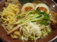 「煮干し極らーめん２号＋チャーシュー＋味玉」@らーめんなが田の写真