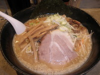 「味噌ラーメン・中盛（８８０円）」@麺屋大斗 堀留町店の写真