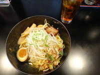 「辛し油そば+もやし+ウーロン茶(950円→475円)」@麺屋 帝旺の写真