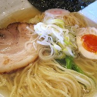 「塩ら～めん　650円」@麺匠 八つ葉の写真