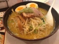 「炒めもやしらあめん750円、煮たまご120円」@ラーメン北斗 新橋支店の写真