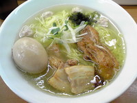 「鶏ぶた塩拉麺￥750＋半熟味玉子￥50」@富白 御徒町本店の写真