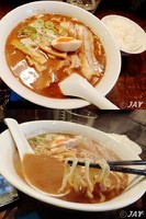 「「豚バラ叉焼麺」￥880+サービスライス」@濃厚担々麺・らーめんつけめん 仁の写真