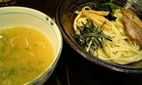 「塩つけ麺 800円 ＋中盛 50円」@らーめん紬麦の写真