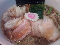 「ワンタン麺」@ビーハイブ ゲンキノモトの写真