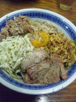 「汁なし（ノーマル）￥８５０」@らーめん豚喜 川口店の写真