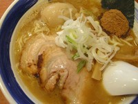 「濃厚中華そば＋味玉」@麺や 葵 日暮里駅前店の写真