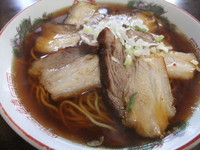 「チャーシューメン大盛り＋半ライス」@喜楽の写真