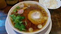 「しょうゆラーメン650円+半麦しゃり100円」@泪橋の写真