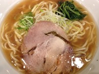 「ラーメン 大盛（850円）」@らーめん紬麦の写真