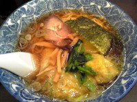 「わんたんめん￥520」@肉厚わんたん麺と手作り焼売 ら麺亭 浅草支店の写真