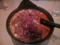 「辣醤担麺（爆弾）　900円」@ひでお屋 藤ノ木店の写真