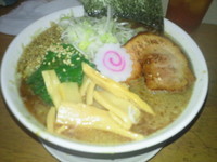 「トンコツラーメン 900円」@MENYA 食い味の道有楽の写真