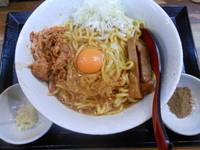 「油そば（大盛）＋魚粉＋生ニンニク」@味噌麺処 花道庵の写真
