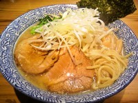 「とんこつらぁ麺」@らぁ麺 あんどの写真