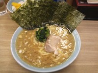 「ラーメン並+のり増し+ライス小」@奥津家の写真