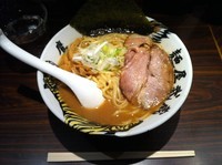 「ら～麺」@麺屋武蔵 鷹虎の写真