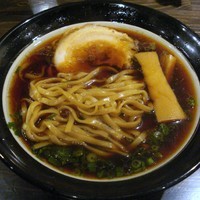 「大阪ブラック（太麺）」@金久右衛門 道頓堀店の写真
