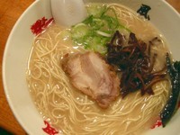 「とんこつラーメン」@博多風龍 神田西口店の写真