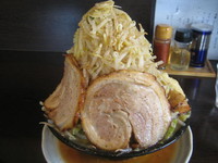「野菜らーめん大盛＋ヤサイ増し＋チャーシュー」@麺屋 一心の写真