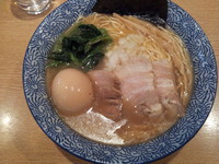 「塩煮干しそば　特製　９００円」@らーめん 稲垣の写真