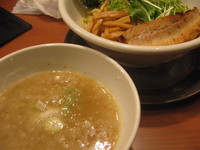 「濃厚つけ麺　並（あつもり）」@とりの助 高崎インター店の写真